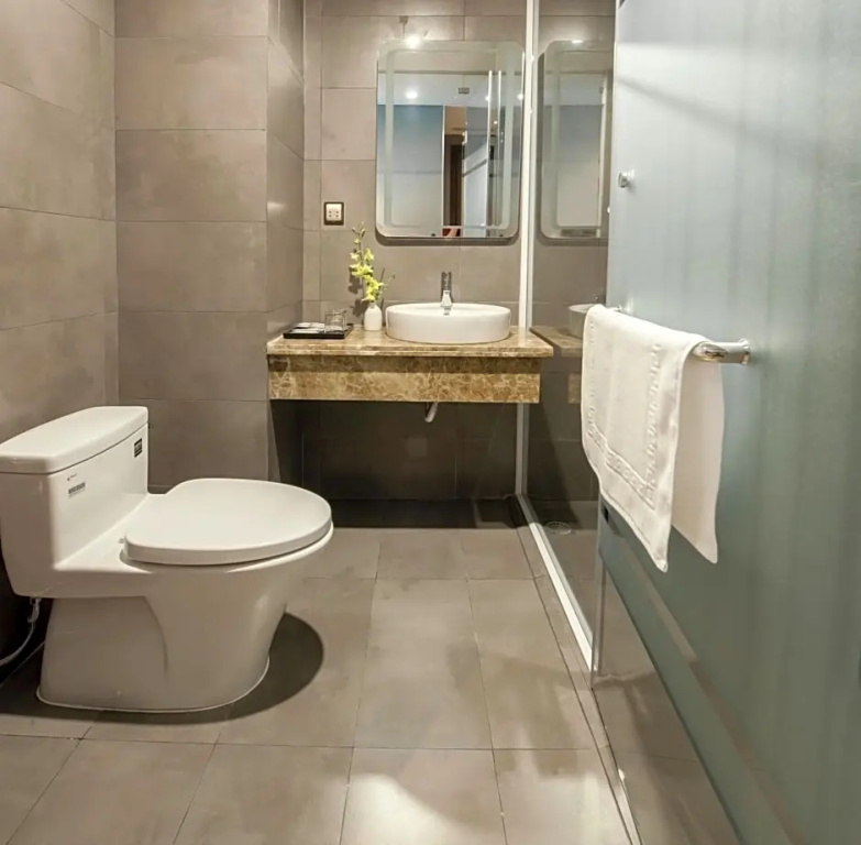 Superior Double room (full double bed)