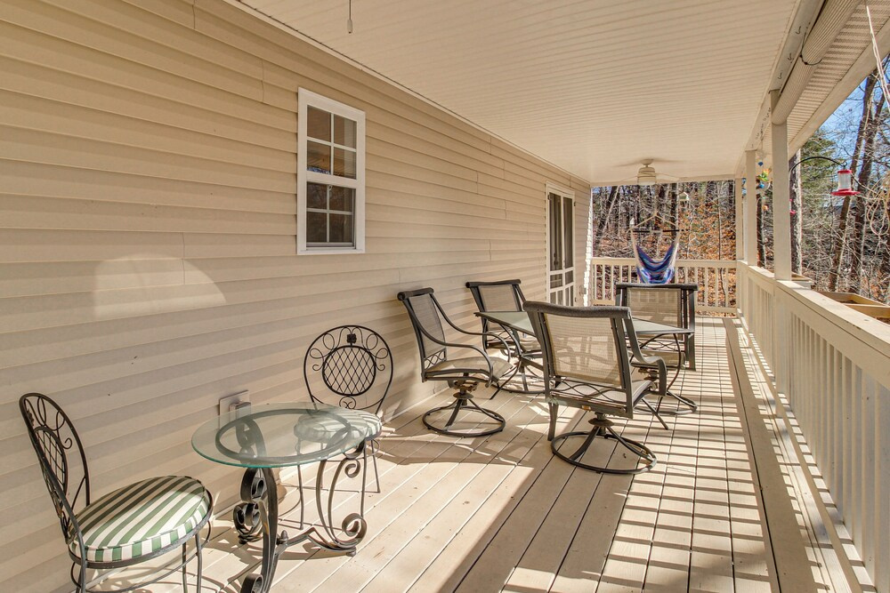 2 Mi to Dtwn Ellijay! Outdoorsy Escape w/ Hot Tub