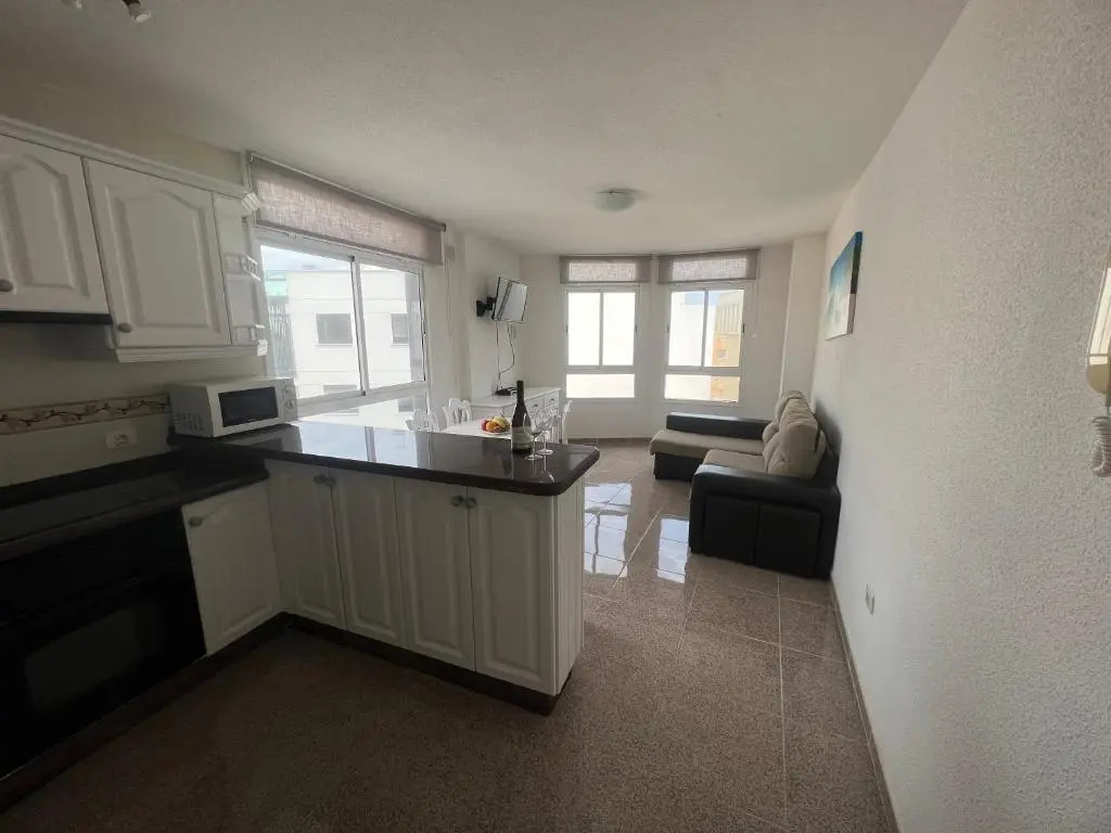2 Bedrooms Apartment with city view