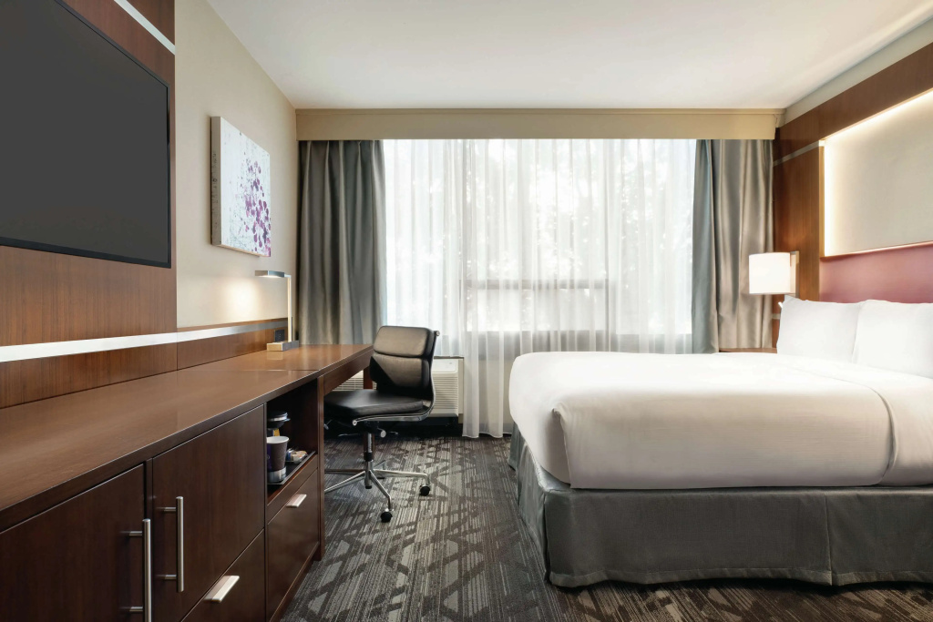 DoubleTree by Hilton Toronto Airport West - Général