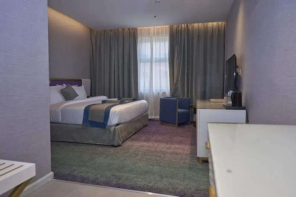 Hotel photo 12