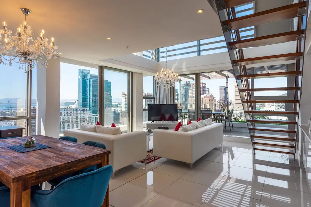 2 Bedrooms Royal Penthouse room with balcony and with ocean view