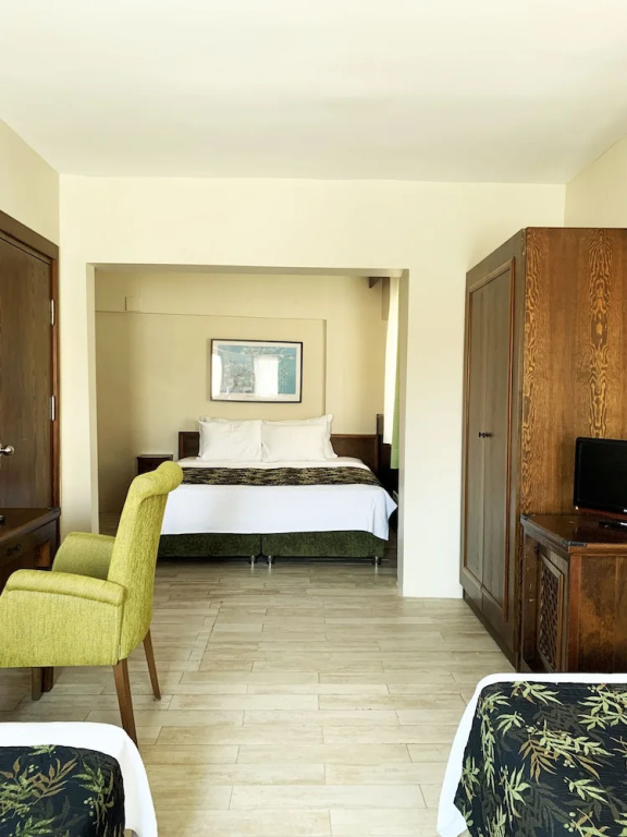 Mitos Hotel — 3