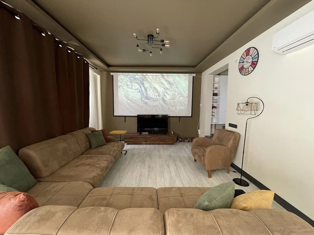 5 Bedrooms Deluxe Villa with balcony and with garden view