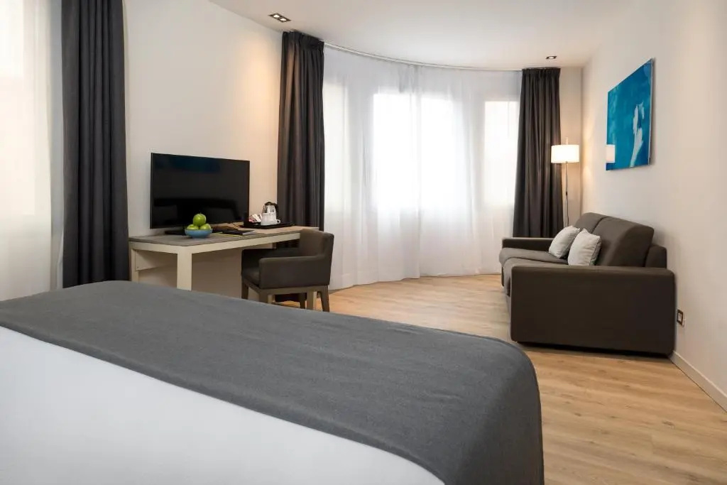 Sercotel Amister Art Hotel - Chambres