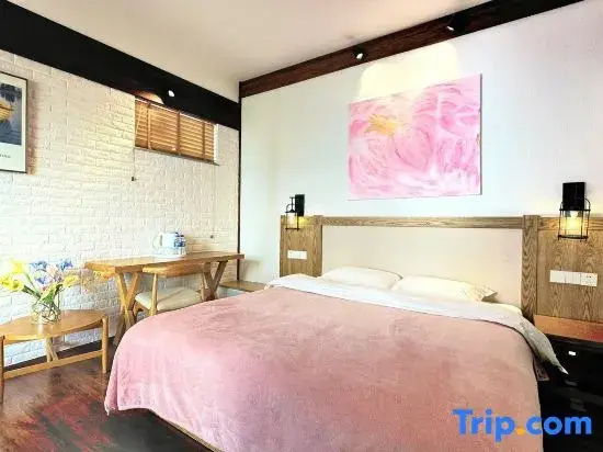 4 Bedrooms Villa