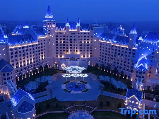 Zhengzhou Yinji Ice and Snow Hotel - фото 7