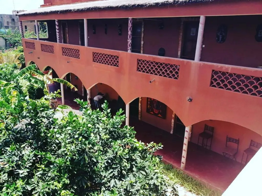 Hotel photo 1