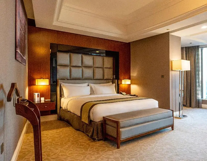 Best Plaza Hotel West Bay - Chambres