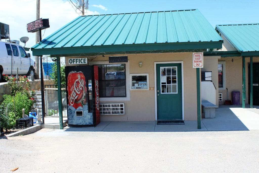 Adobe Inn Motel
