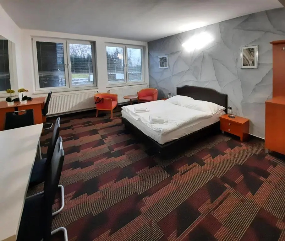 Standard Suite