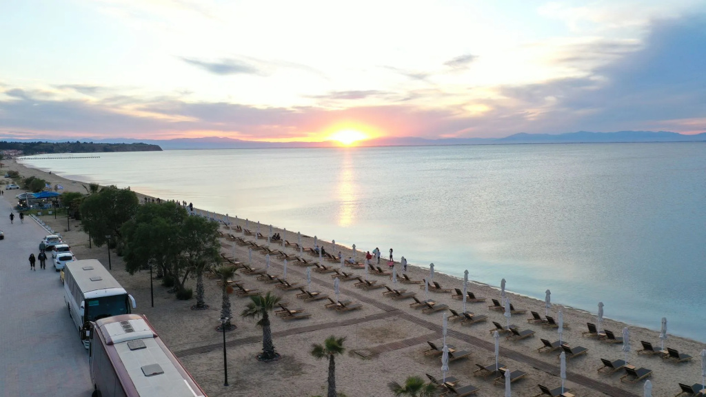 Beach & Waterfront
