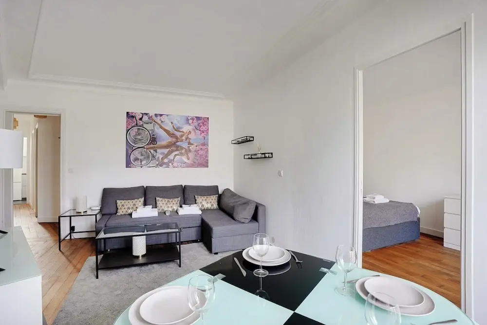 Chic Apartment - 1br/4p - Next to Paris — фото
