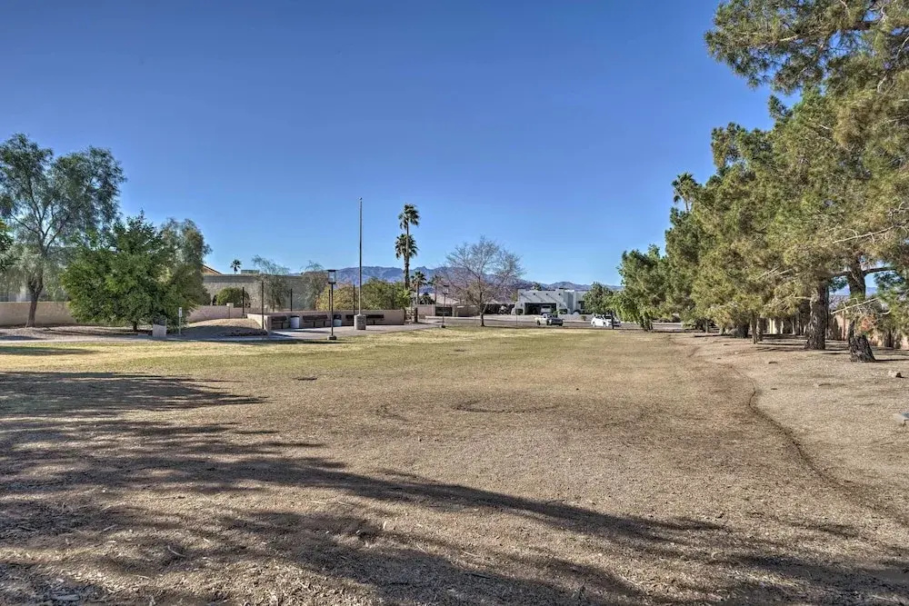 Family-friendly Lake Havasu Getaway w/ Deck & Pool