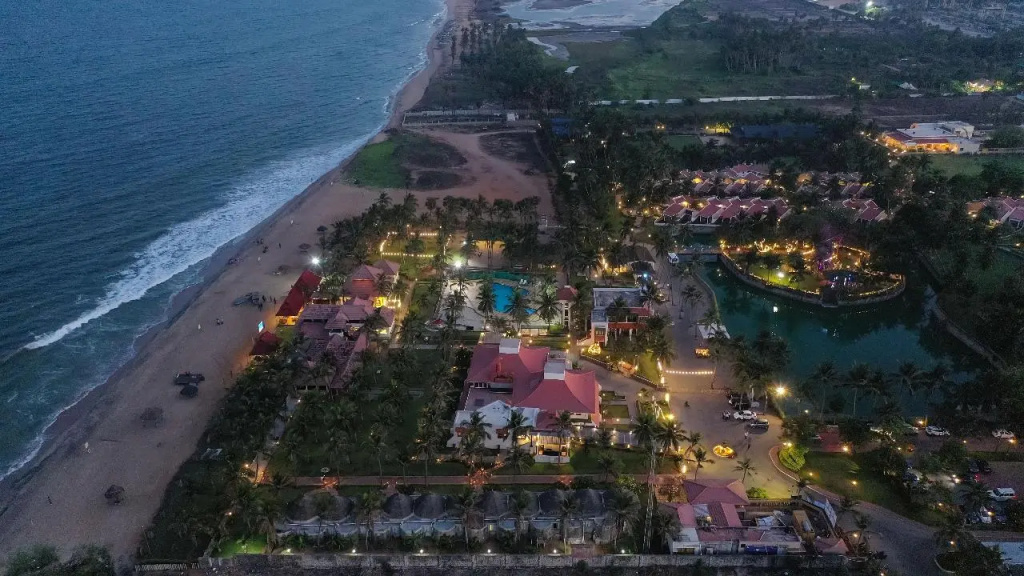 Beach & Waterfront