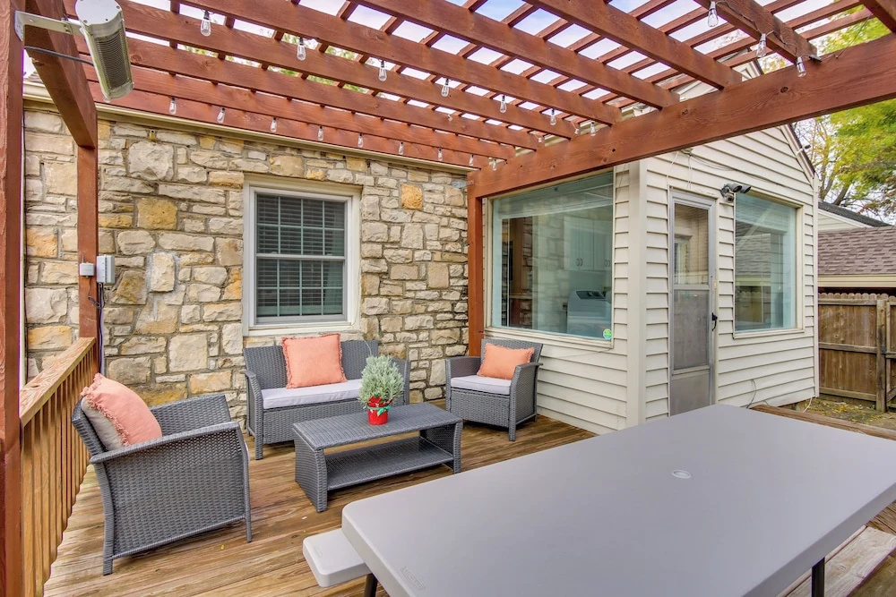 Charming Tulsa Bungalow w/ Furnished Deck!