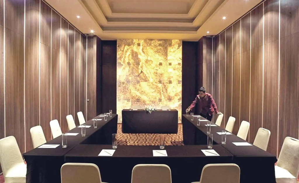 Hotel Santika Bandung - фото 19