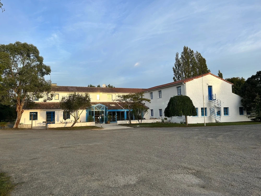 Voir la photo 2 — Le Mas des Marais