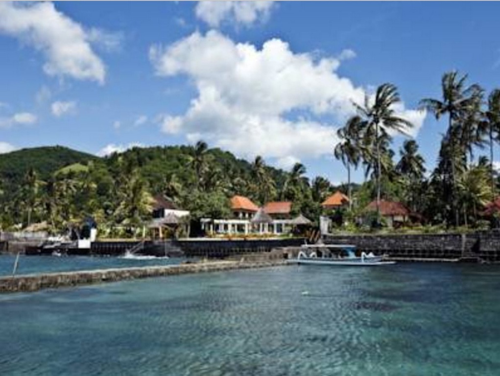 Beach & Waterfront