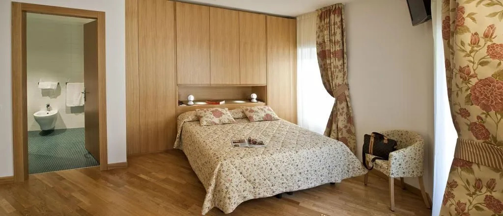 Hotel photo 37