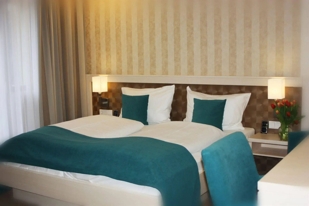 Hotel photo 12