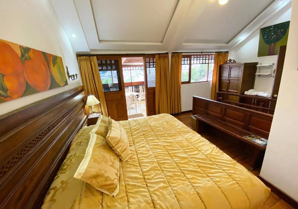 Deluxe Quadruple room