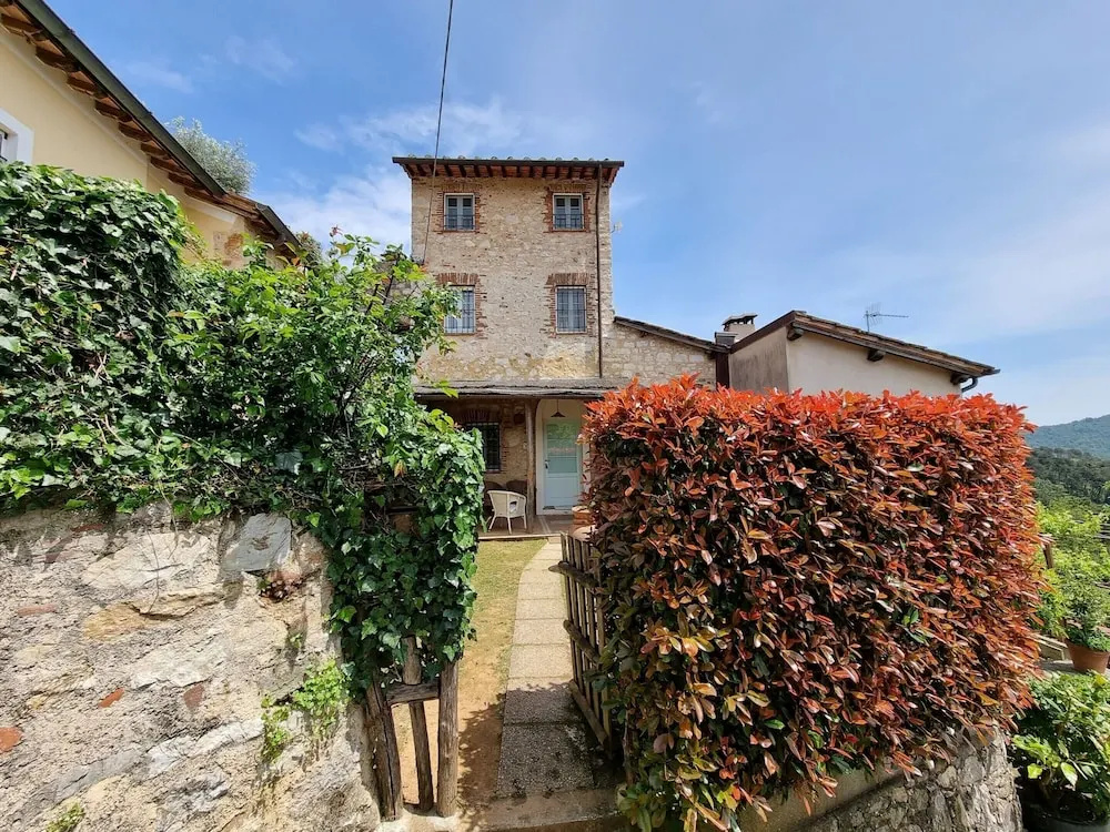 Belvilla by OYO Casa Orbicciano & Nido D'amore