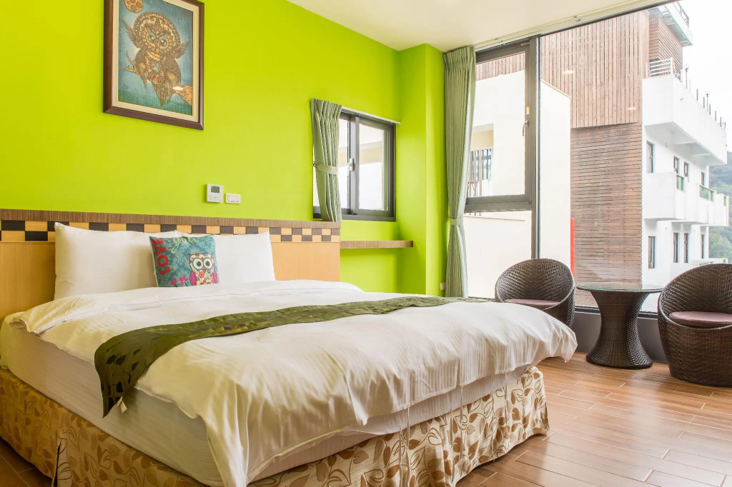 Deluxe Double room (full double bed)