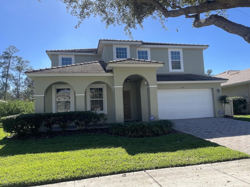 South Facing Pool, Near Disney, 5 Bed Luxury