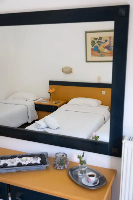 Economy room