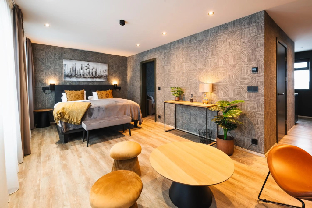 Centrum Hotel — 2