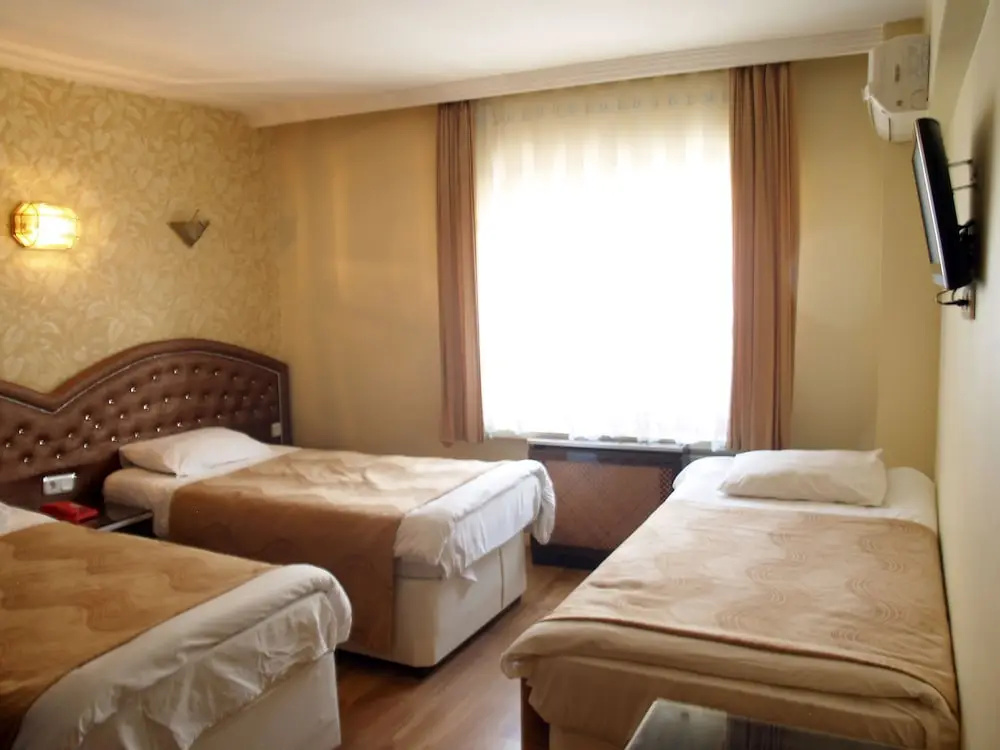 Economy room