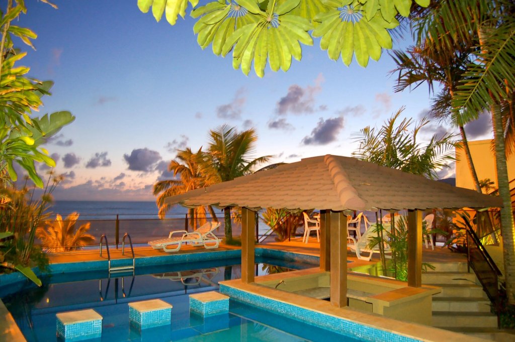 Beach & Waterfront