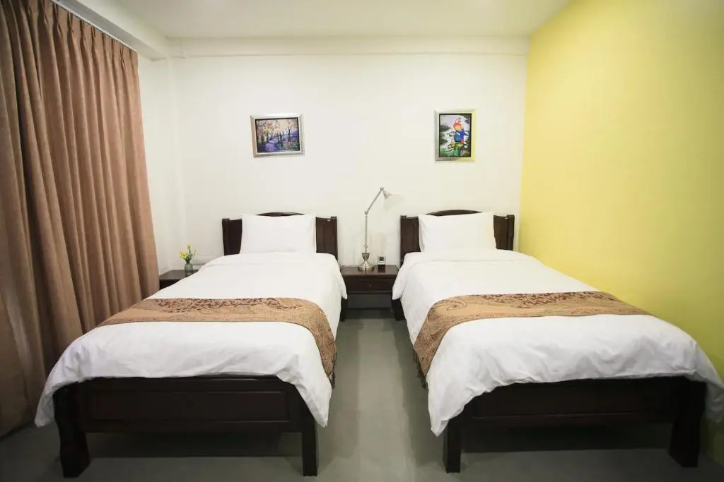 Deluxe Double room (twin beds)
