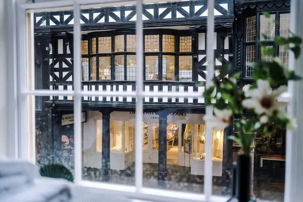 NEW Stunning Studio in the City-centre Sleeps 2