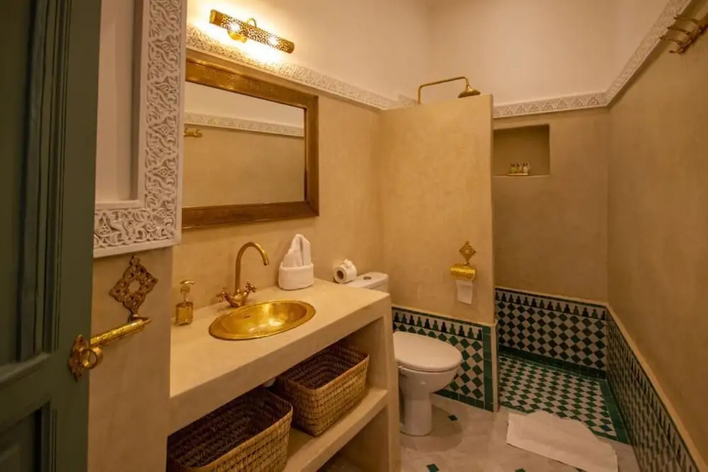 Superior Double room with pool view (full double bed)