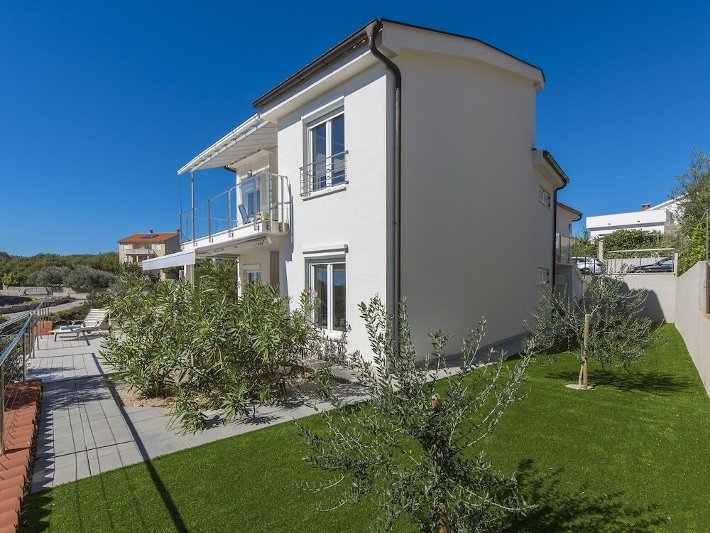Отель Modern Villa With sea View and Private Pool Just 350 Meters From the First Beach, фото 21