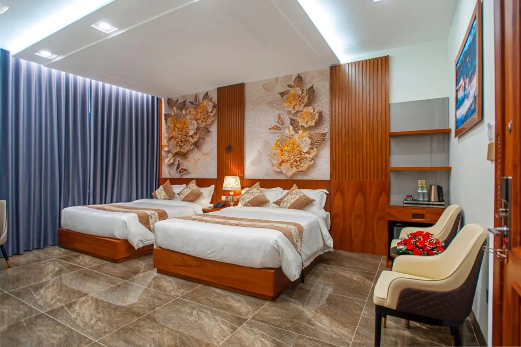 Deluxe Double room (full double bed)