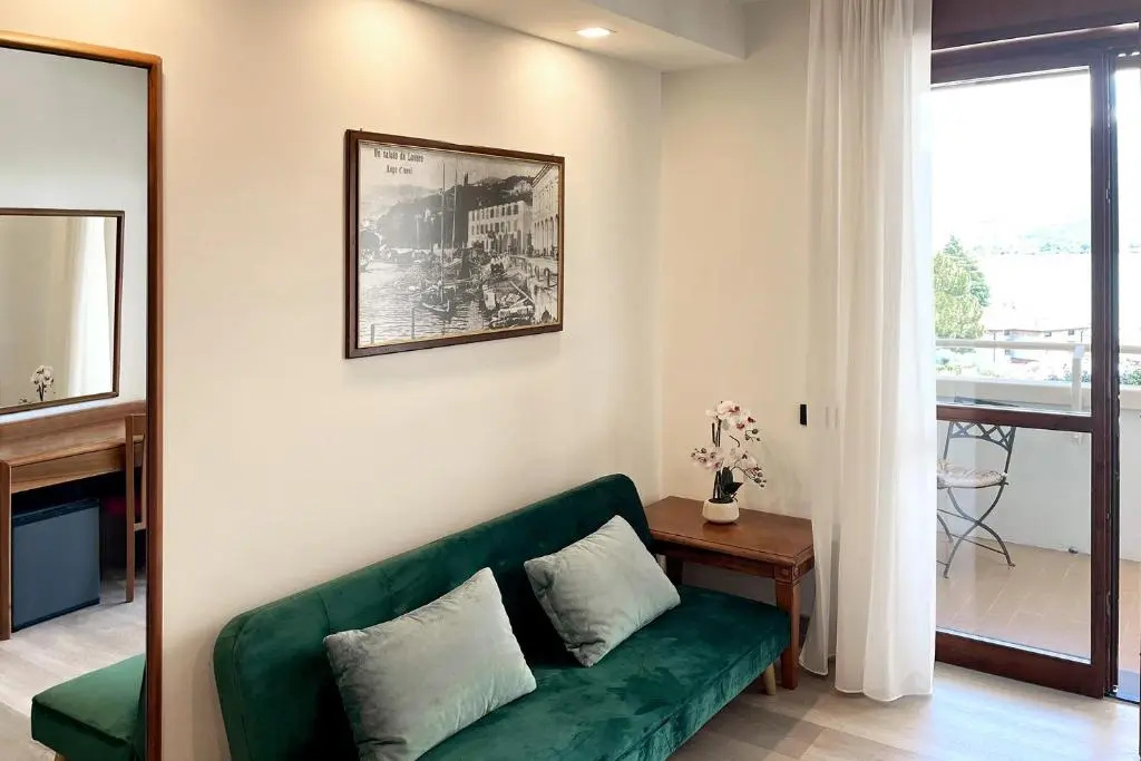 Continental Lovere - Chambres