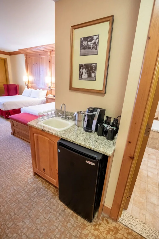 Premium Quadruple room