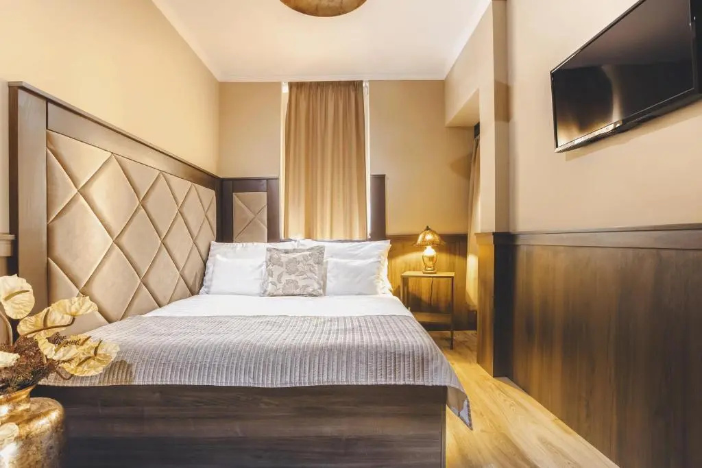 Komló Hotel Gyula - Chambres