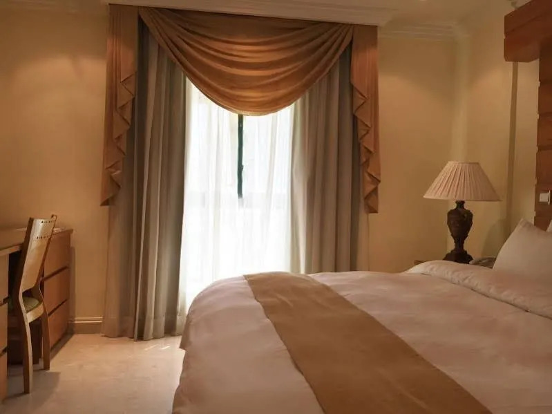 Mirage Suites Hotel - Family Only - фото 7