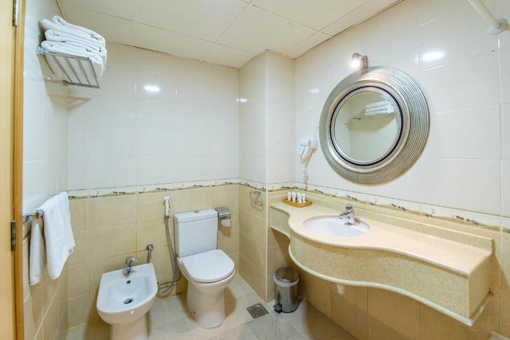 Crystal Plaza Hotel