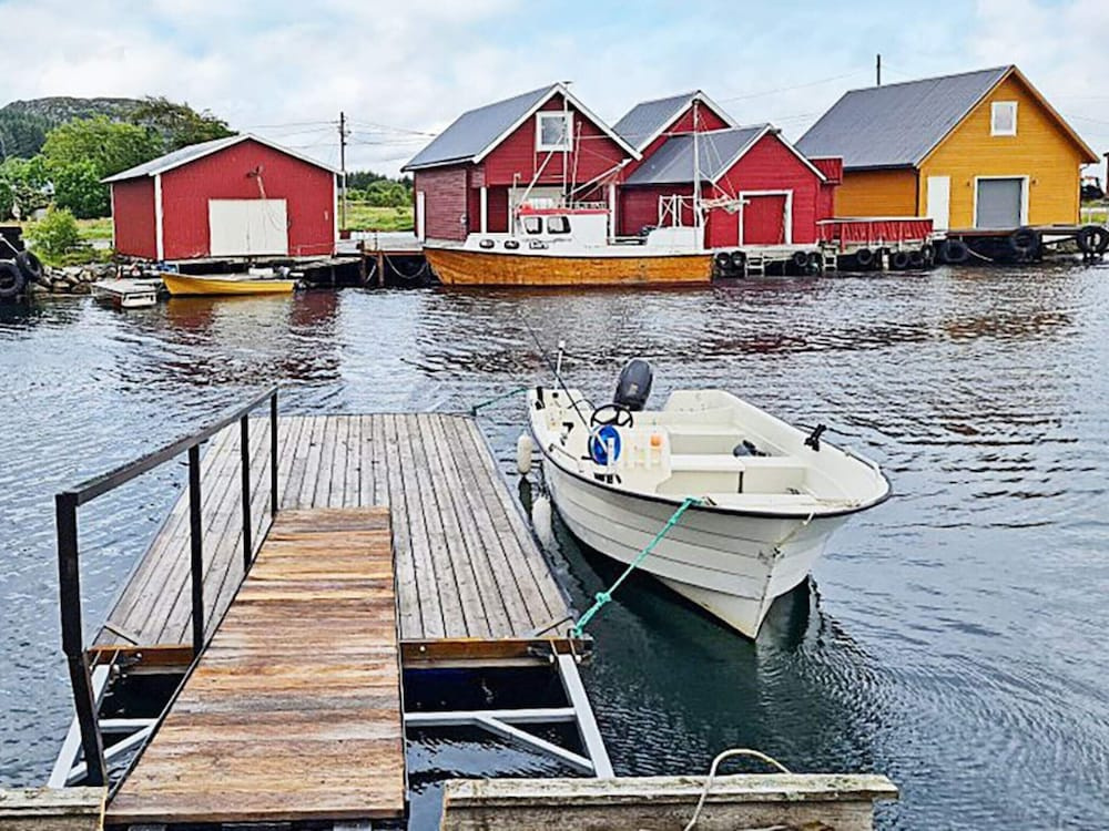 8 Person Holiday Home in Bolandet-by Traum