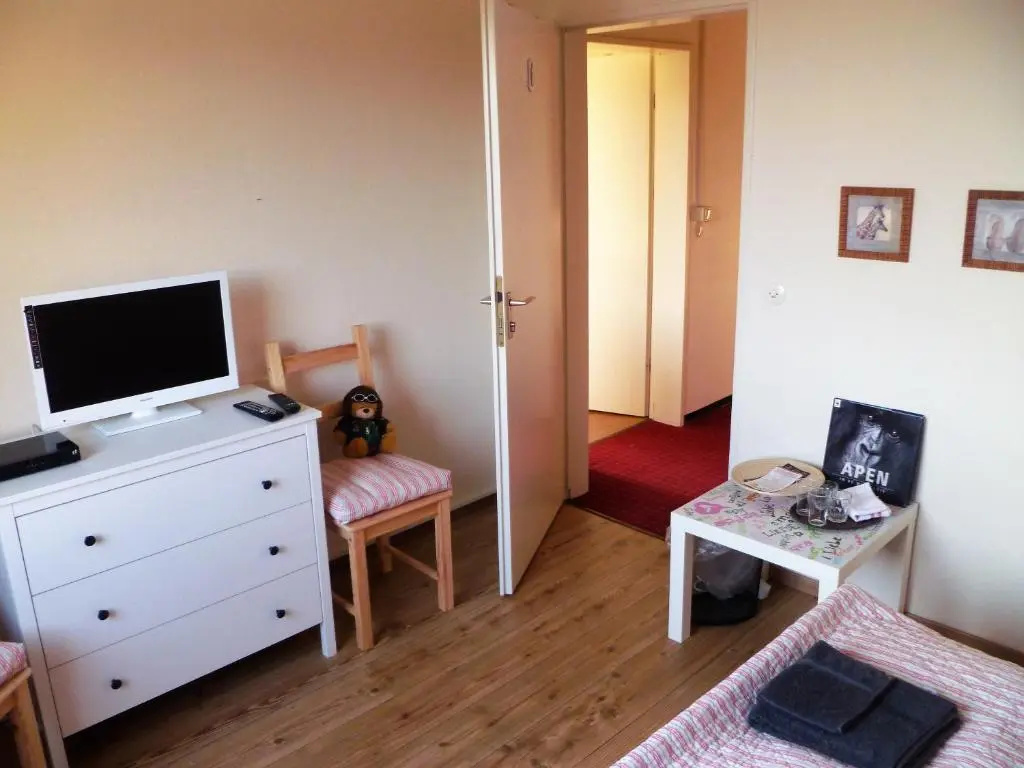 Economy room