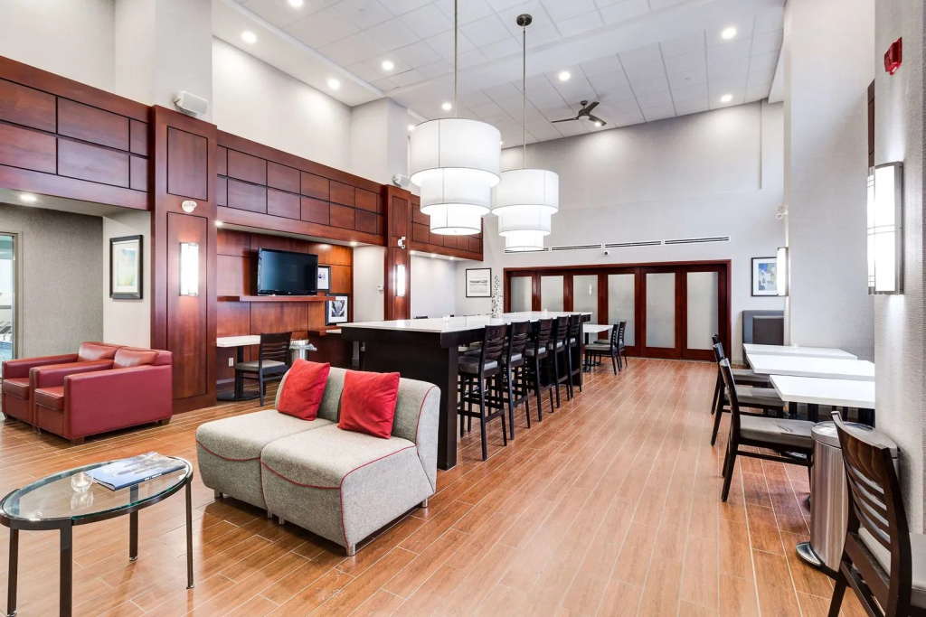 Hampton Inn & Suites by Hilton Brantford Conference Centre - Général