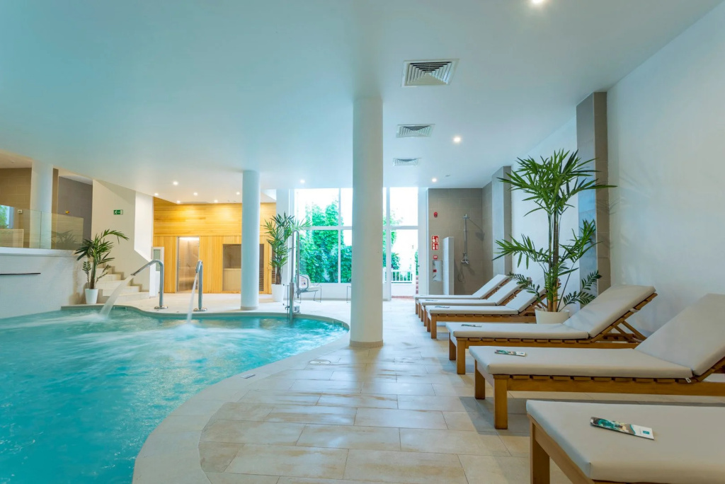 Hotel photo 25