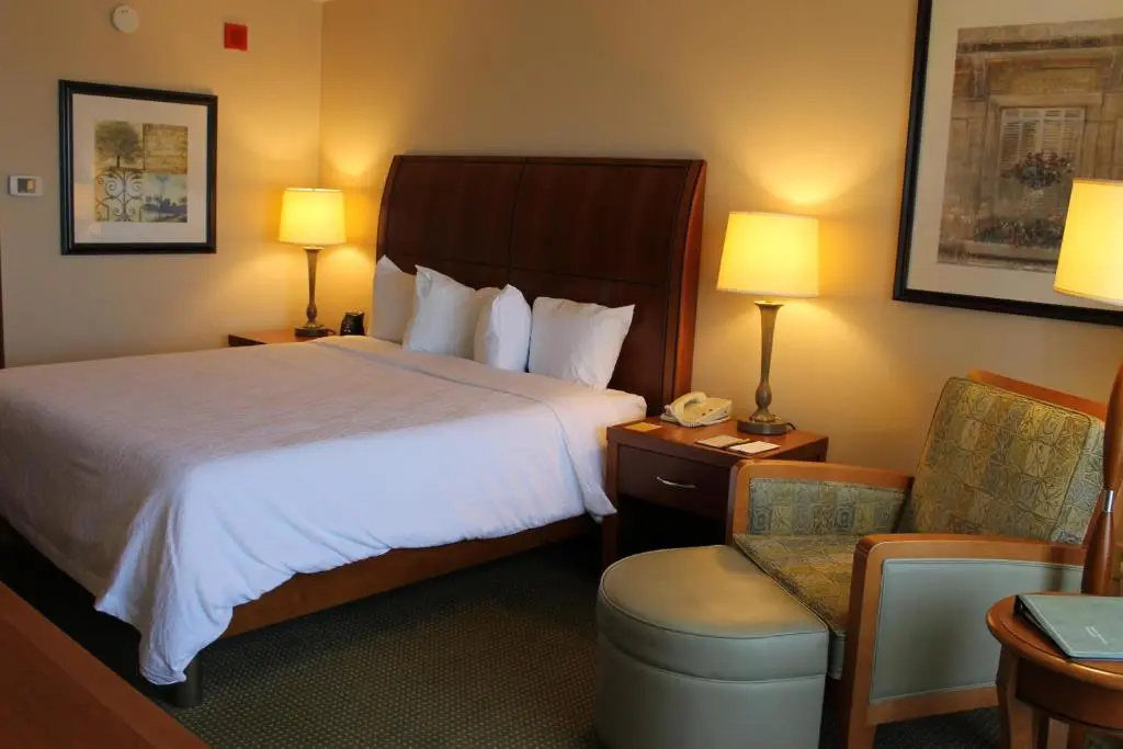Hilton Garden Inn Addison - Chambres