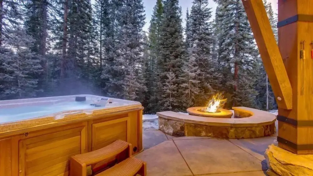 Breck_rocky_mtn_lodge