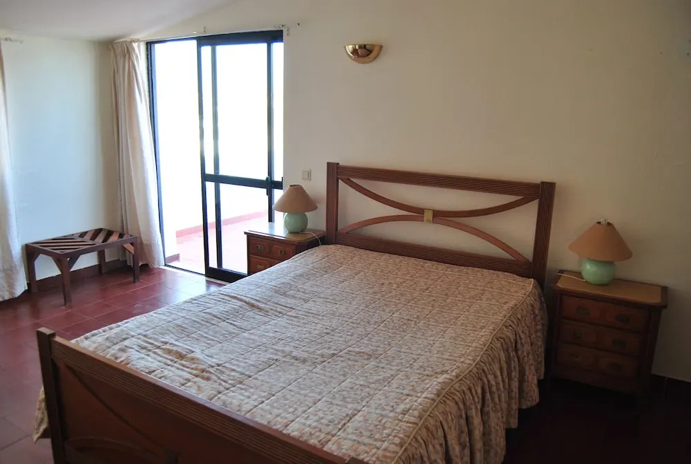 3 Bedrooms Apartment with balcony